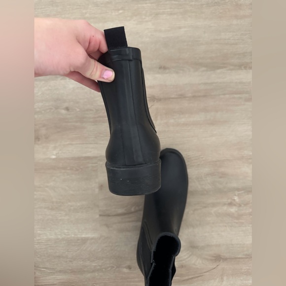 J. Crew Short Lug Sole Rain Boot - Picture 2 of 4